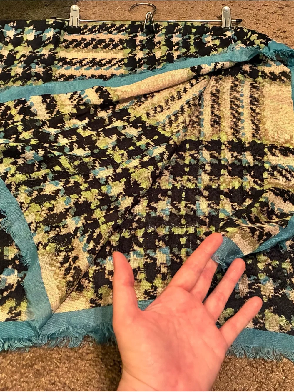 NEW PRICE! Coach Bonnie Boucle Houndstooth Scarf GUC